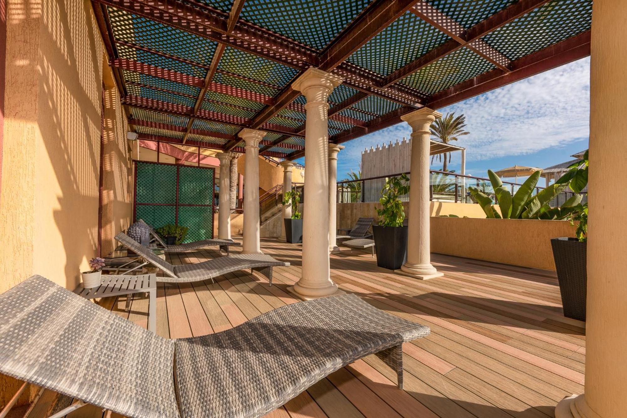 Hotel Esmeralda Maris By Livvo Коста-Кальма Екстер'єр фото