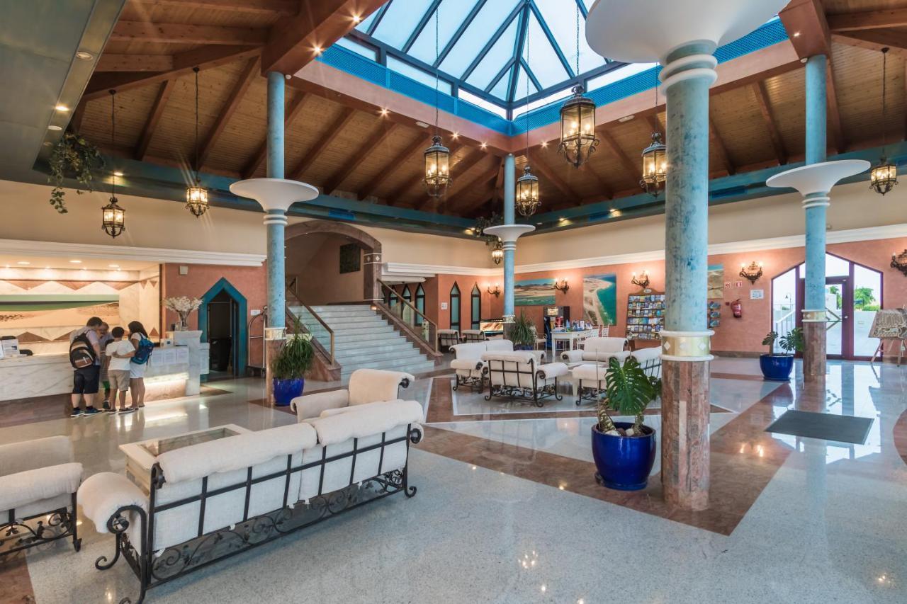 Hotel Esmeralda Maris By Livvo Коста-Кальма Екстер'єр фото